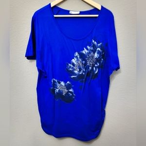 Blue Woman's Top with Flowers XL